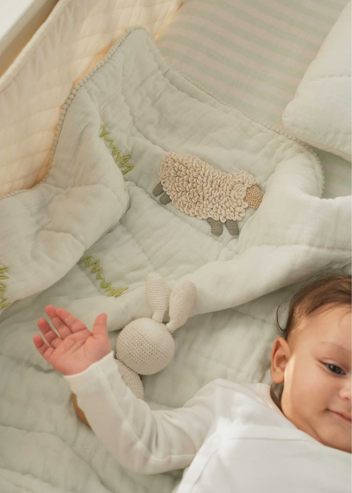 Counting Sheep Complete Cot Bedding Set with Bumper